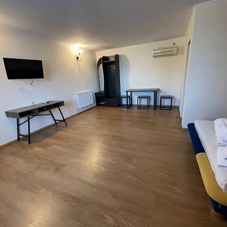 Спортохота Otel Çerkassi Dış mekan fotoğraf