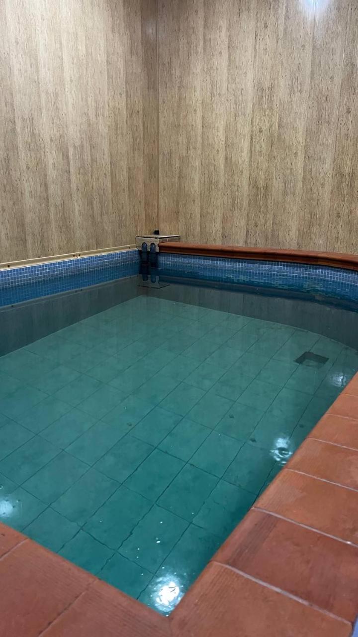 Спортохота Otel Çerkassi Dış mekan fotoğraf