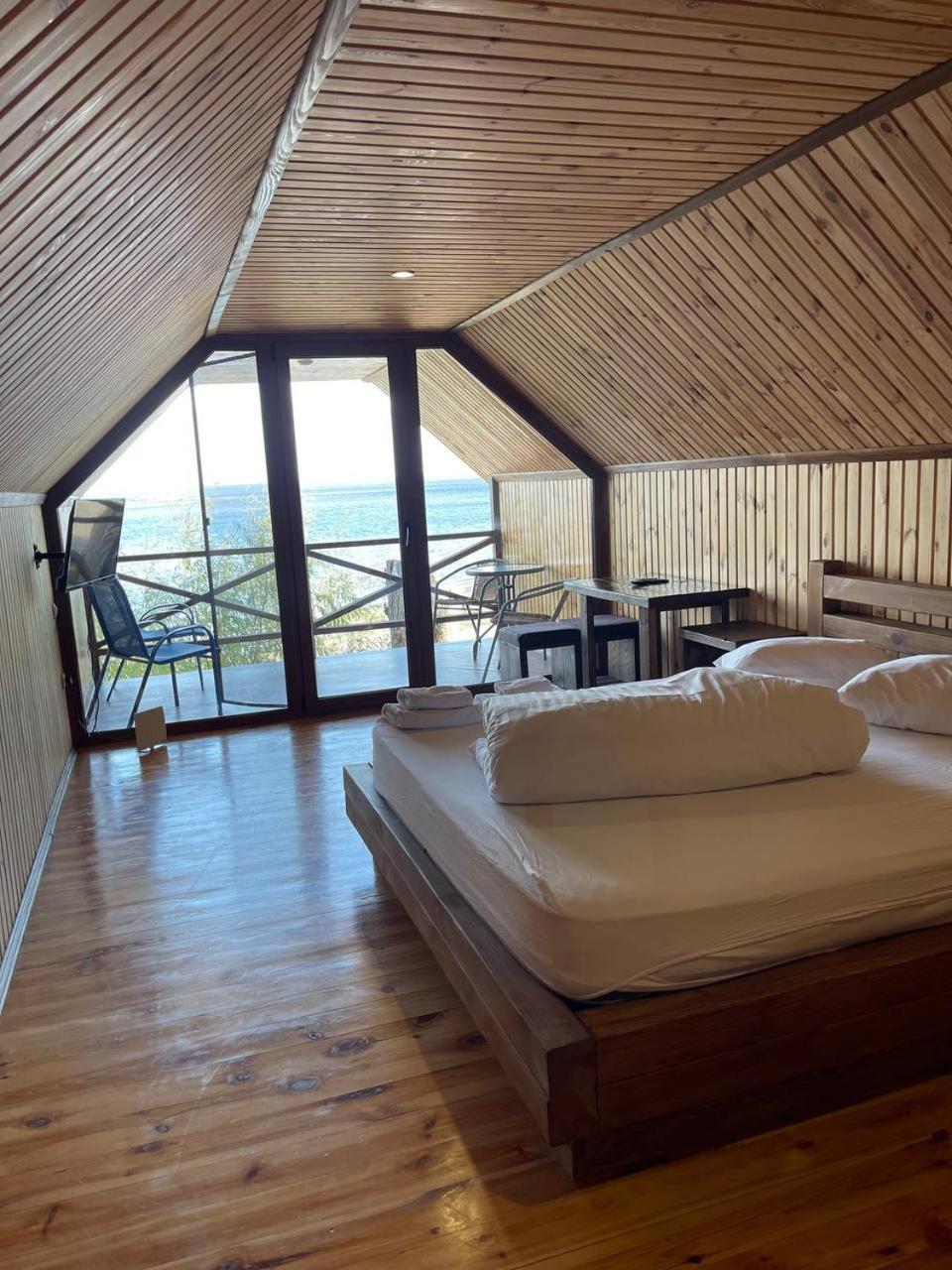 Спортохота Otel Çerkassi Dış mekan fotoğraf