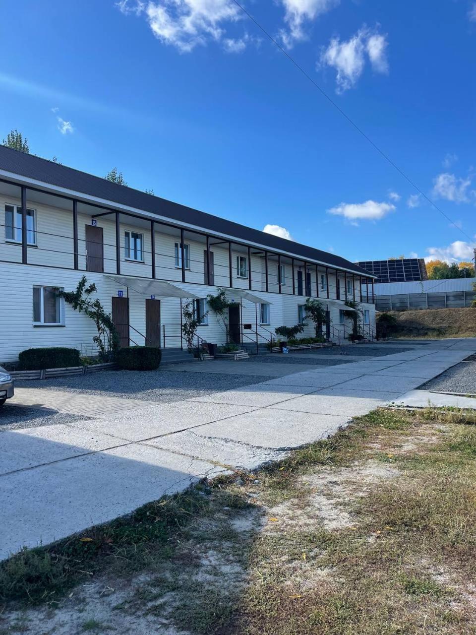 Спортохота Otel Çerkassi Dış mekan fotoğraf